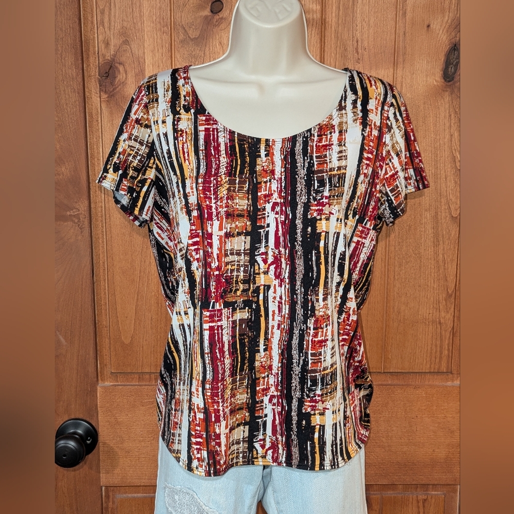 Notations Multicolor Abstract Short Sleeve Top